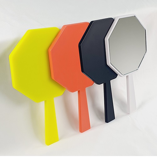 8�� �հſ� 4���� Į�� ST-398